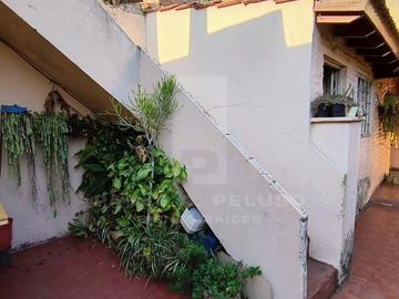 VENTA CASA 4 AMBIENTES. CASTELAR, MORÓN. ZONA OESTE. BUENOS AIRES