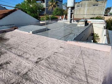 VENTA CASA 4 AMBIENTES. CASTELAR, MORÓN. ZONA OESTE. BUENOS AIRES