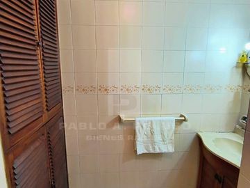 VENTA CASA 4 AMBIENTES. CASTELAR, MORÓN. ZONA OESTE. BUENOS AIRES