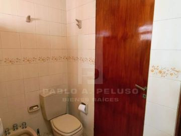VENTA CASA 4 AMBIENTES. CASTELAR, MORÓN. ZONA OESTE. BUENOS AIRES