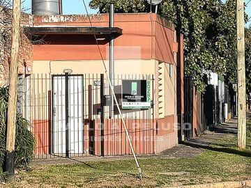 VENTA CASA 3 AMBIENTES. MERLO. ZONA OESTE. BUENOS AIRES.