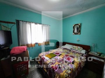 CASA 4 AMBIENTES. CASTELAR SUR, MORÓN. ZONA OESTE. BUENOS AIRES
