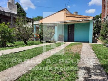 CASA 4 AMBIENTES. CASTELAR SUR, MORÓN. ZONA OESTE. BUENOS AIRES