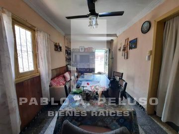 CASA 4 AMBIENTES. CASTELAR SUR, MORÓN. ZONA OESTE. BUENOS AIRES