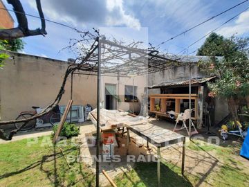 CASA 4 AMBIENTES. CASTELAR SUR, MORÓN. ZONA OESTE. BUENOS AIRES