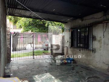 CASA 3 AMBIENTES EN LIBERTAD, MERLO. ZONA OESTE. BUENOS AIRES