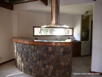 CASA EN SANTA TERESITA SOBRE EL MONTE