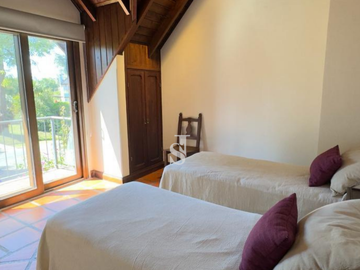 CASA EN VENTA en Country Las Praderas de Lujan