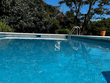CASA EN VENTA en Country Las Praderas de Lujan