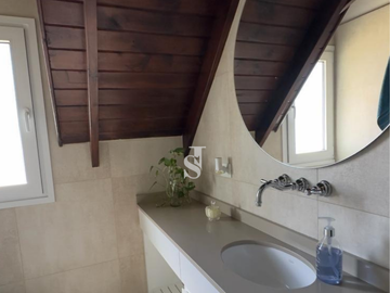 CASA EN VENTA en Country Las Praderas de Lujan