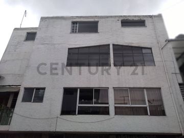 Vendo Departamento Amplio e Independiente