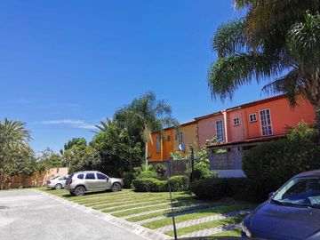 Casa en Residencial La Campiña. Totalmente remodelada.