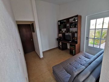 Casa en Residencial La Campiña. Totalmente remodelada.