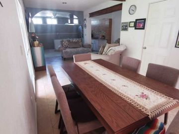 Casa en Residencial La Campiña. Totalmente remodelada.