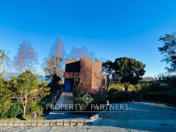 Casa con vista y acceso al Lago Ranco