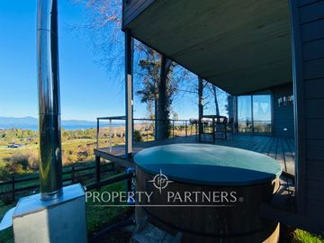 Casa con vista y acceso al Lago Ranco