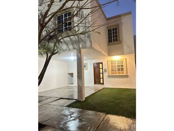VENTA DE CASA EN  HACIENDA SANTA FE, APODACA, N.L.