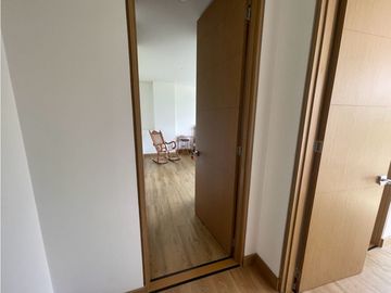 HERMOSO APARTAMENTO EN RINCONES DE LLANOGRANDE