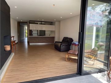 HERMOSO APARTAMENTO EN RINCONES DE LLANOGRANDE