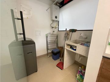 HERMOSO APARTAMENTO EN RINCONES DE LLANOGRANDE