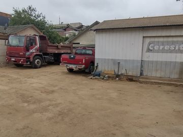 Terreno Comercial 600 m2 con casa en Las Américas, V.Alemana