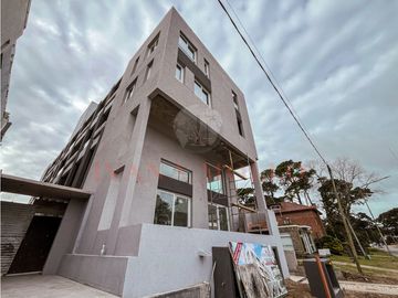 DEPARTAMENTO (15) A ESTRENAR 2 AMBIENTES CON TERRAZA - MAO I PINAMAR