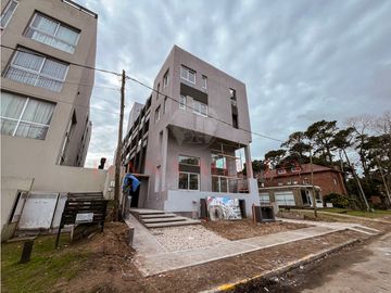 DEPARTAMENTO (15) A ESTRENAR 2 AMBIENTES CON TERRAZA - MAO I PINAMAR