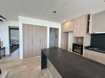 Residencia en Venta en La Espiga - ¡Diseño de Autor y Lujo!