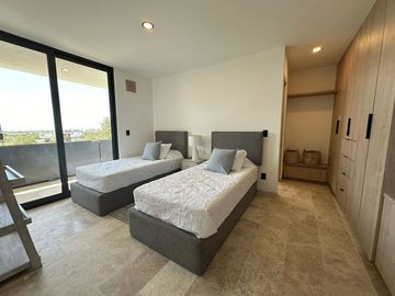 Residencia en Venta en La Espiga - ¡Diseño de Autor y Lujo!