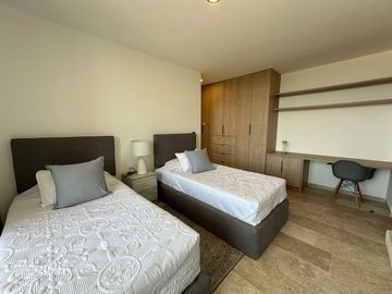 Residencia en Venta en La Espiga - ¡Diseño de Autor y Lujo!