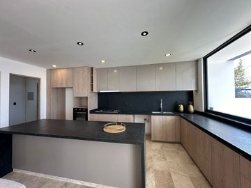 Residencia en Venta en La Espiga - ¡Diseño de Autor y Lujo!