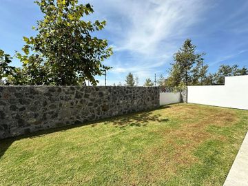 Residencia en Venta en La Espiga - ¡Diseño de Autor y Lujo!