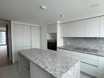 Venta departamento en Maranta! con terraza y amenidades