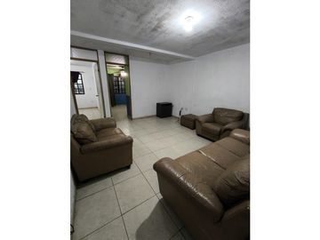 CASA EN VENTA EN ARBOLEDAS DEL MEZQUITAL. ALF