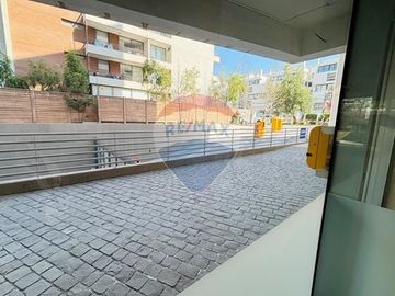Excelente local comercial con la mejor ubicacion