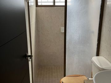 Casa de una planta en venta en Mérida, en Las Américas, 2 rec y piscina