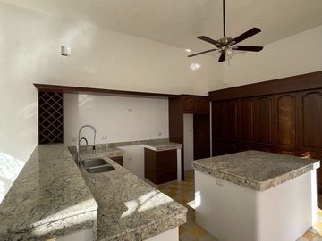 Casa en Venta en Centro Histórico, Mérida, YUCATÁN