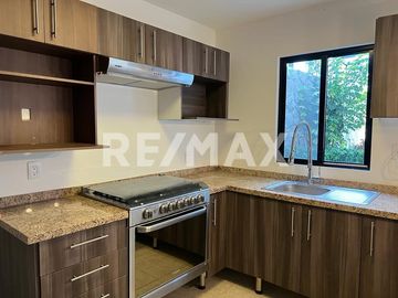 CASA EN CONDOMINIO EN RENTA  - (3)