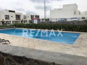 CASA EN CONDOMINIO EN RENTA  - (3)