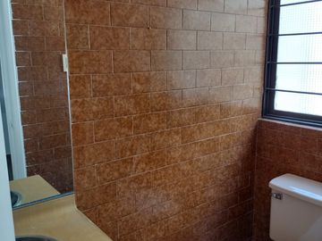 CASA EN VENTA  POR PLAZA CRISTAL Y UVP EN VILLA ENCANTADA PUEBLA