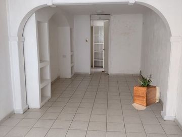 CASA EN VENTA  POR PLAZA CRISTAL Y UVP EN VILLA ENCANTADA PUEBLA