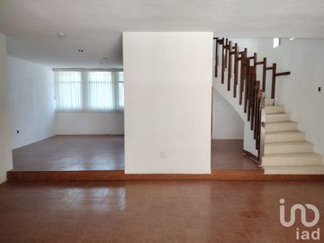 CASA EN VENTA  POR PLAZA CRISTAL Y UVP EN VILLA ENCANTADA PUEBLA