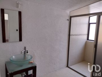 CASA EN VENTA  POR PLAZA CRISTAL Y UVP EN VILLA ENCANTADA PUEBLA