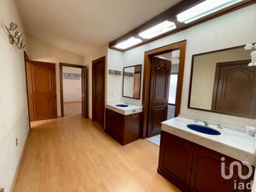 Casa en Venta en Circuito Héroes, Cd. Satélite