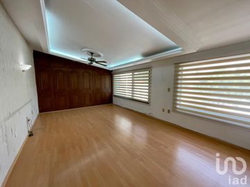 Casa en Venta en Circuito Héroes, Cd. Satélite