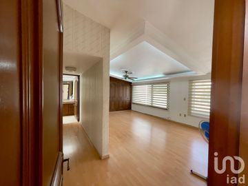 Casa en Venta en Circuito Héroes, Cd. Satélite