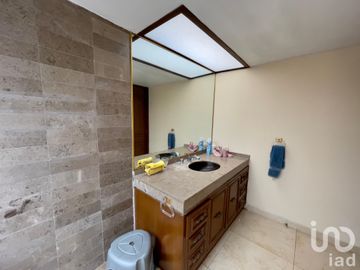 Casa en Venta en Circuito Héroes, Cd. Satélite