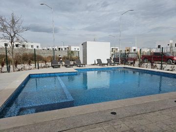 CASA EN VENTA MODELO ENCINO, EN BOSQUES, SECTOR VIÑEDOS, TORREON, COAHUILA