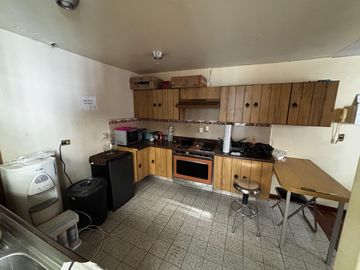VENTA DE CASA  AV. 15 DE MAYO