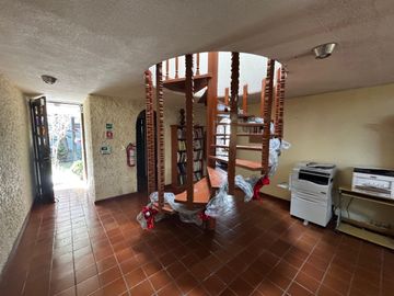 VENTA DE CASA  AV. 15 DE MAYO